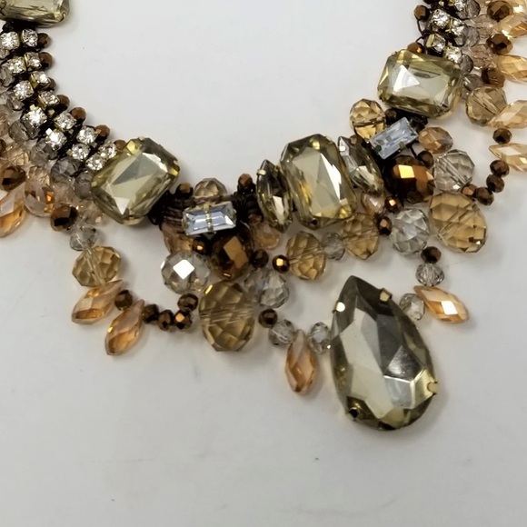 Necklace made with Swarovski Crystas - Picture 2 of 11
